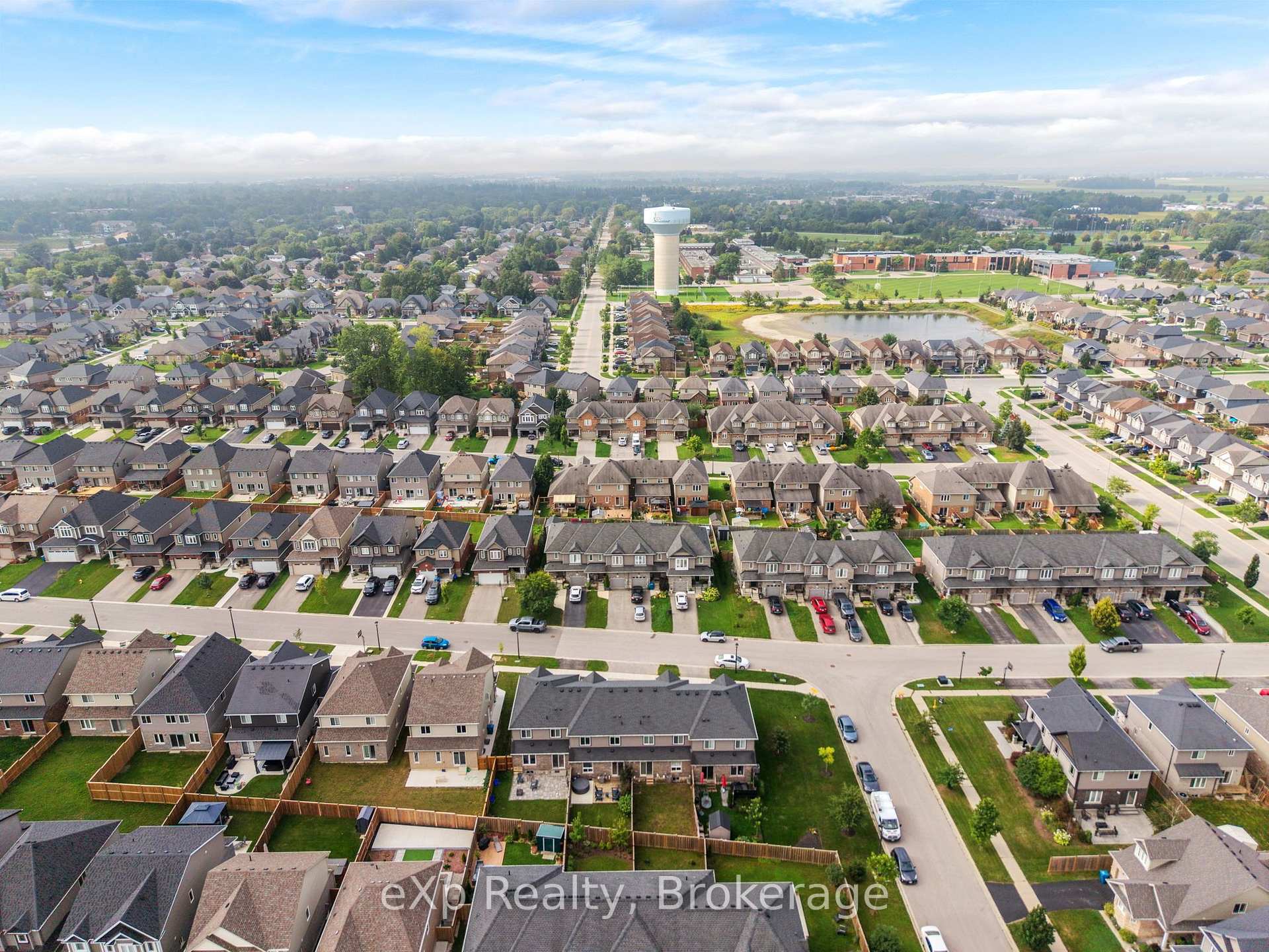 Photo 44 of 27 Robertson Drive, Stratford — HOMEH