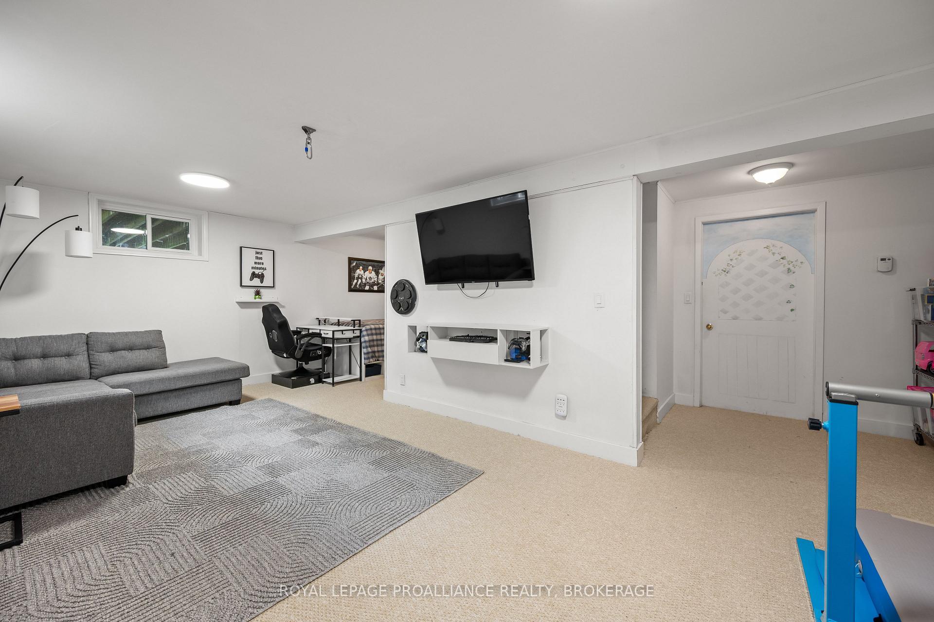Photo 37 of 22 Heritage Drive, Loyalist, Bath — HOMEH