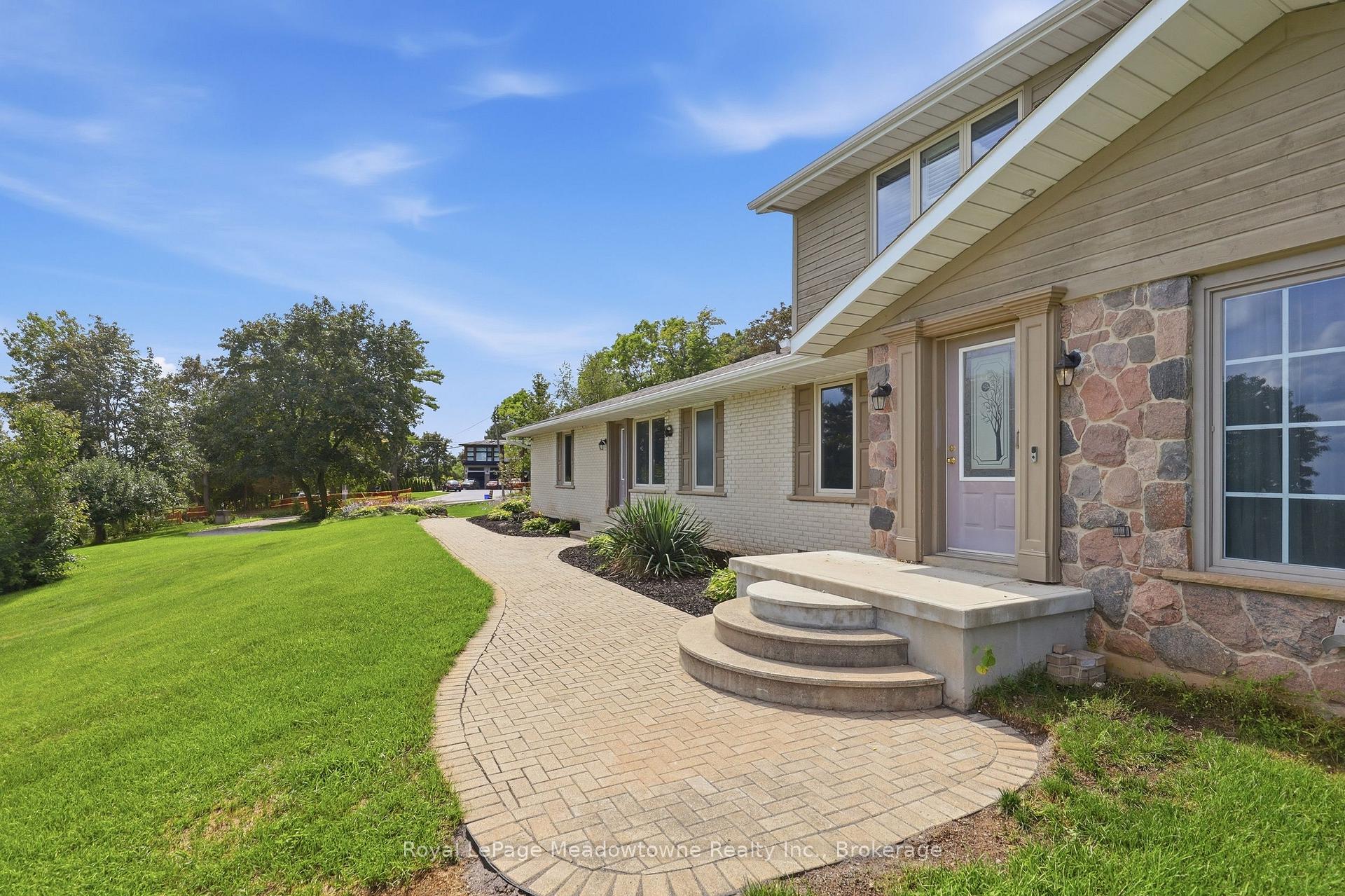 Photo 7 of 7053 Appleby Line, Milton, Rural Milton West — HOMEH
