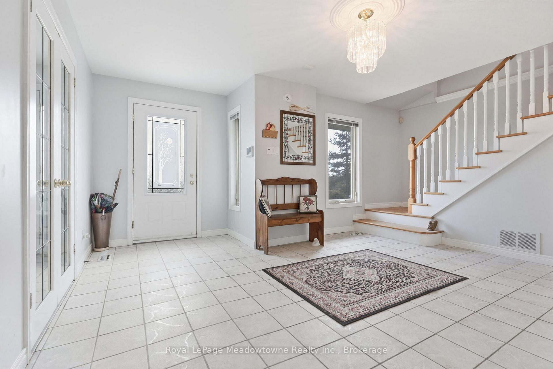 Photo 9 of 7053 Appleby Line, Milton, Rural Milton West — HOMEH