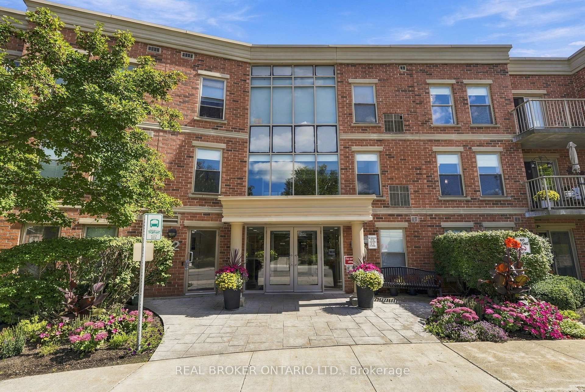 Photo 1 of Unit 118, 22 James Hill Court, Uxbridge — HOMEH
