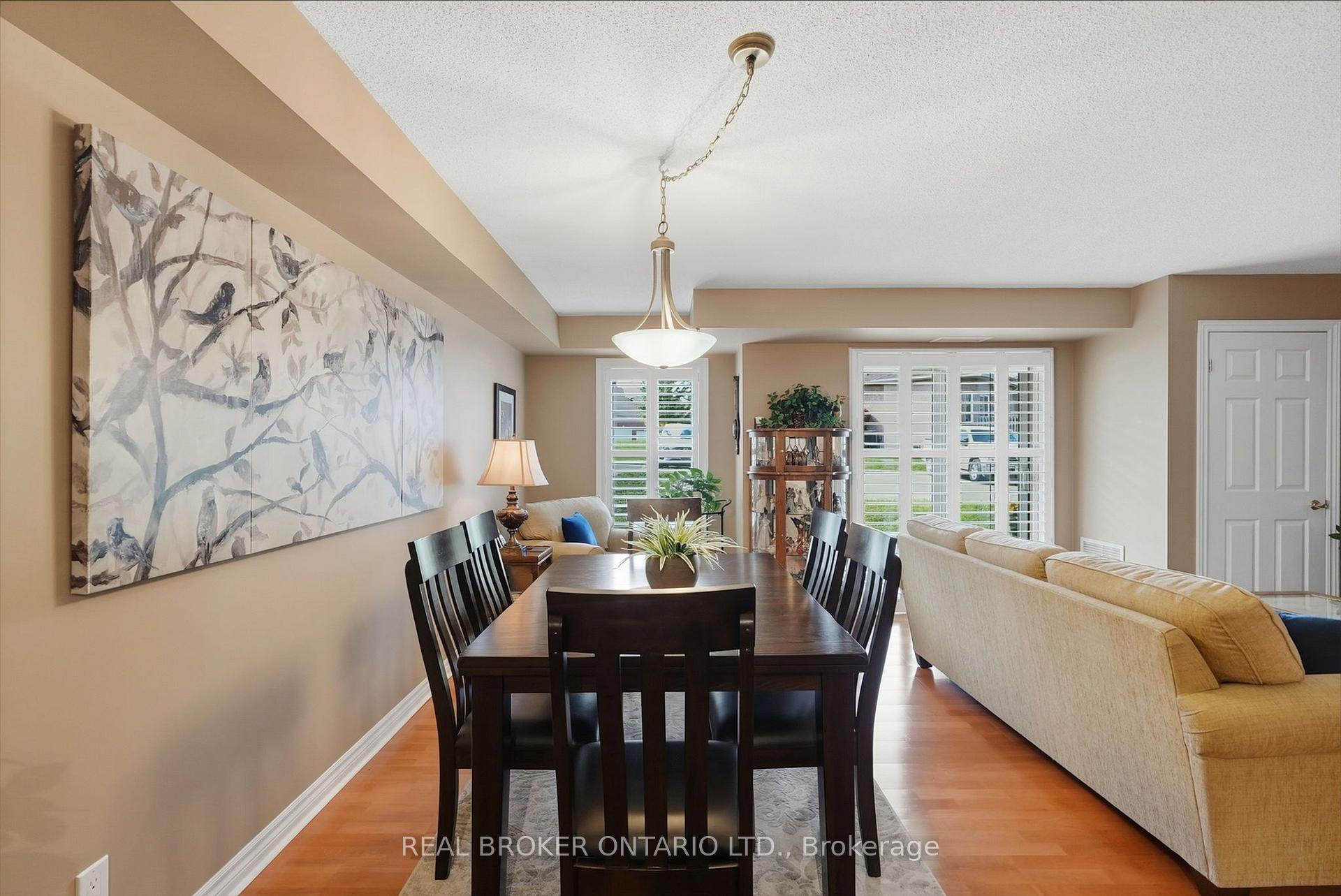 Photo 11 of Unit 118, 22 James Hill Court, Uxbridge — HOMEH