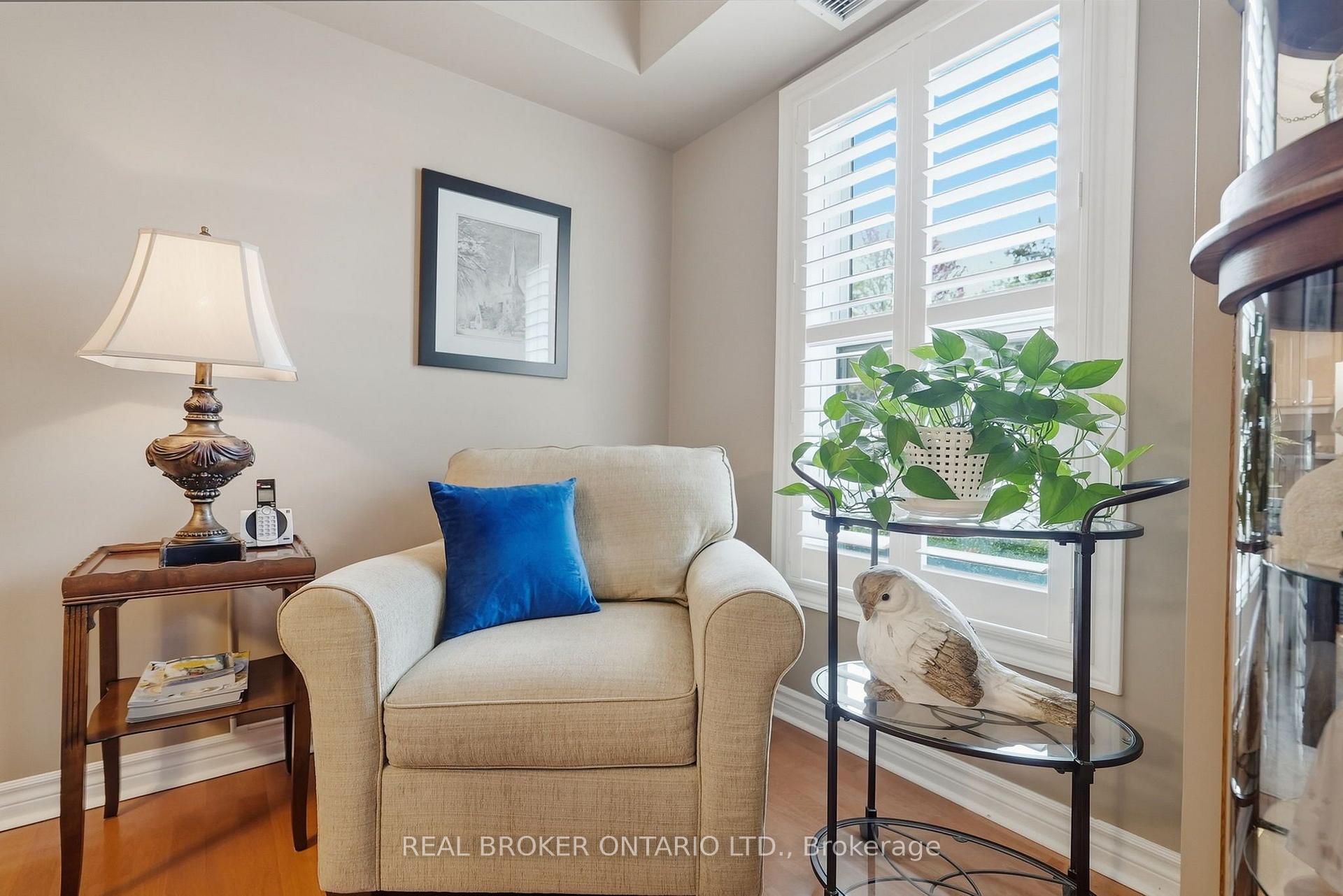 Photo 13 of Unit 118, 22 James Hill Court, Uxbridge — HOMEH
