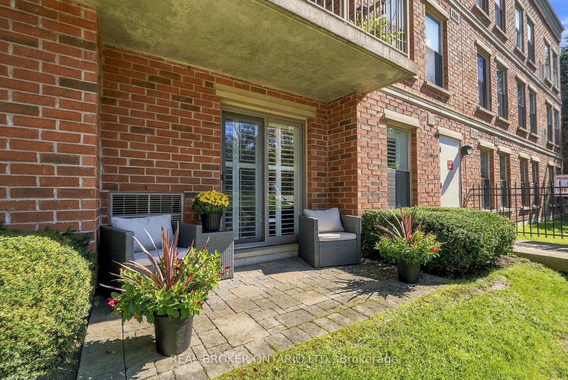 Photo 29 of Unit 118, 22 James Hill Court, Uxbridge — HOMEH