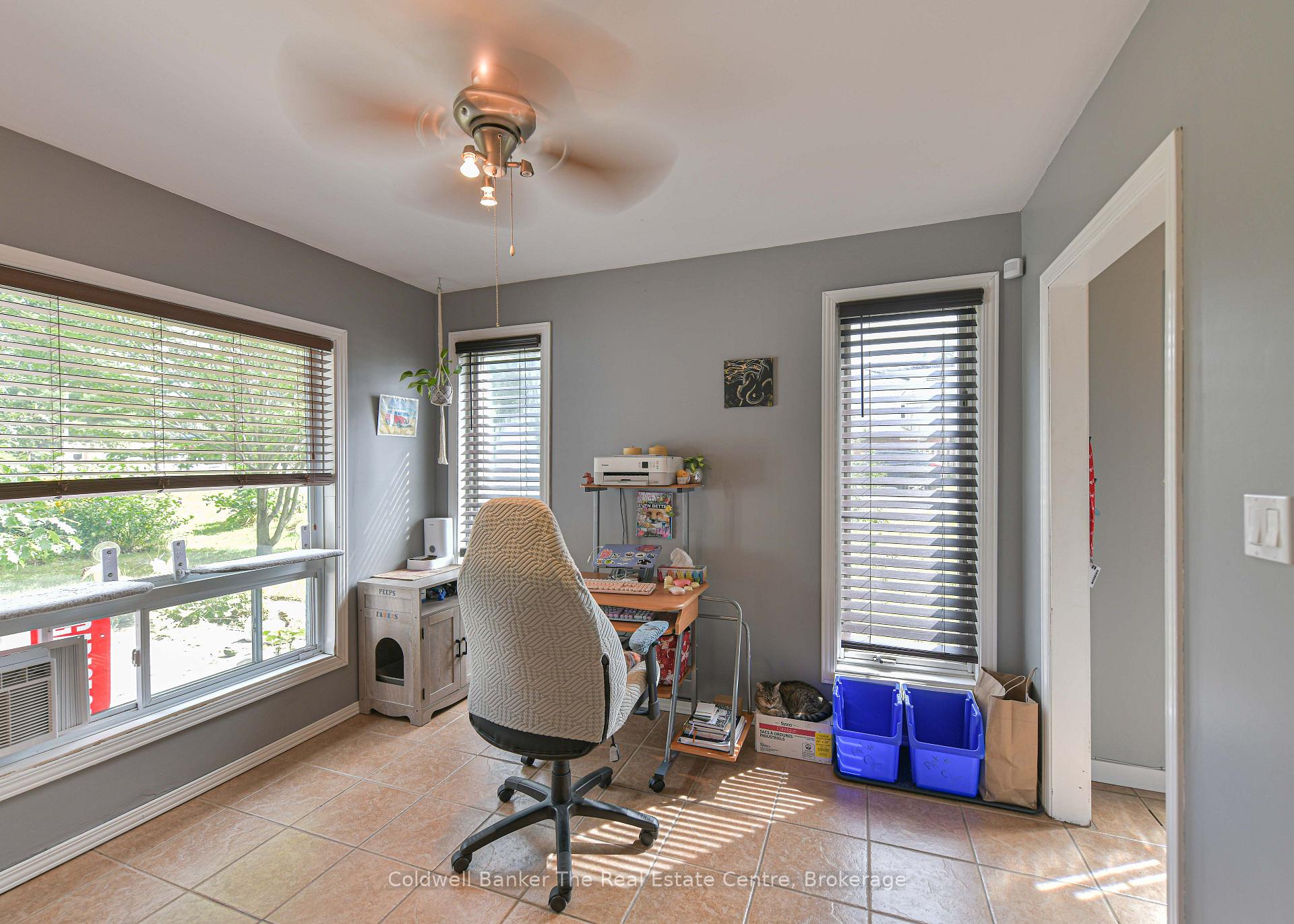 Photo 4 of 260 Violet Street, Gravenhurst, Muskoka (S) — HOMEH