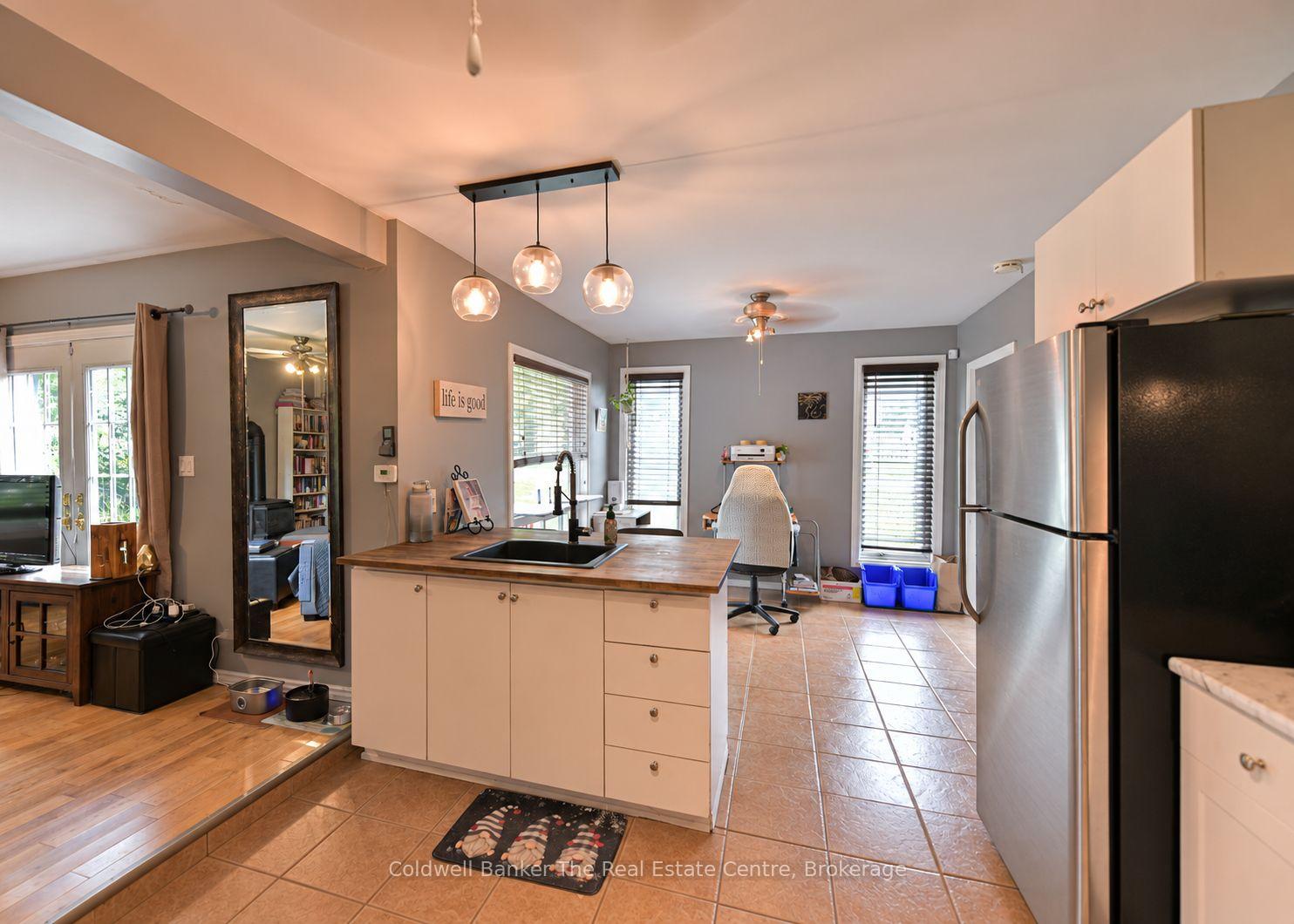Photo 10 of 260 Violet Street, Gravenhurst, Muskoka (S) — HOMEH