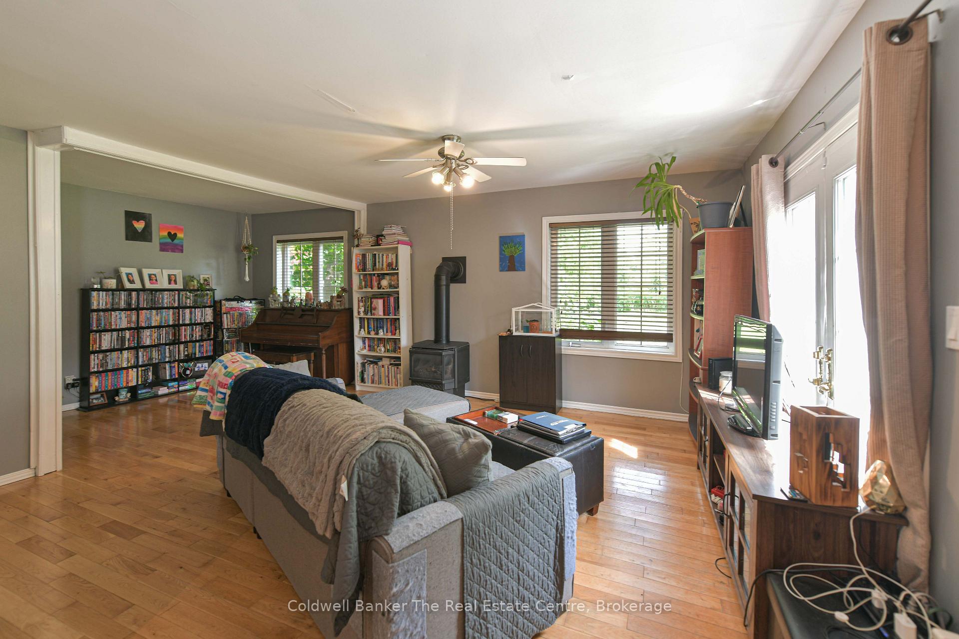 Photo 14 of 260 Violet Street, Gravenhurst, Muskoka (S) — HOMEH