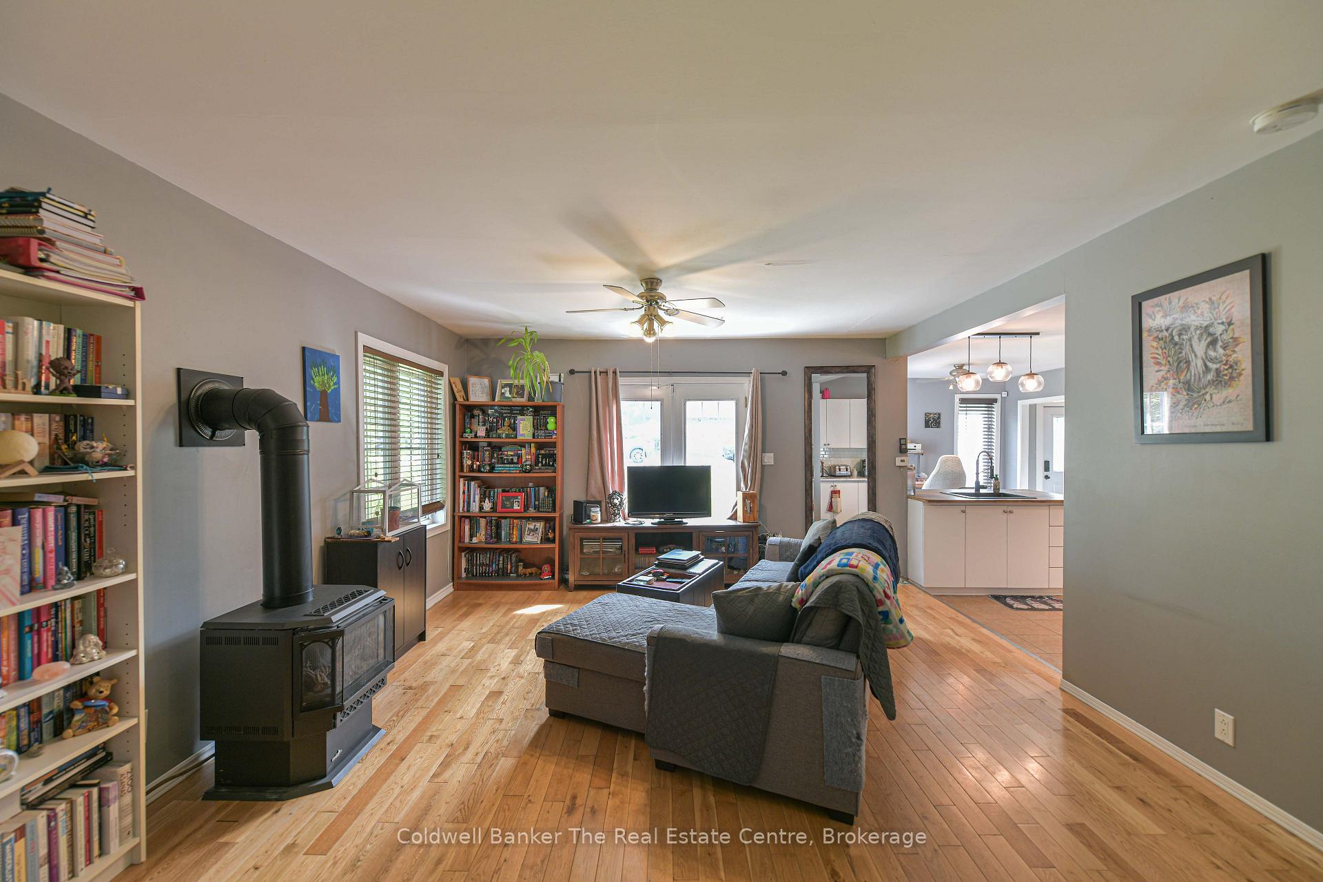 Photo 16 of 260 Violet Street, Gravenhurst, Muskoka (S) — HOMEH
