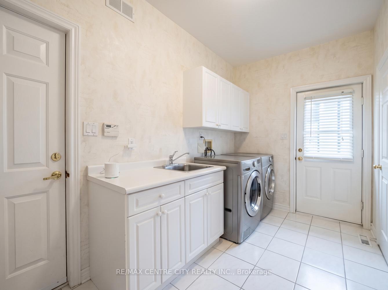 Photo 20 of 1941 Standfield Road, London, North R — HOMEH