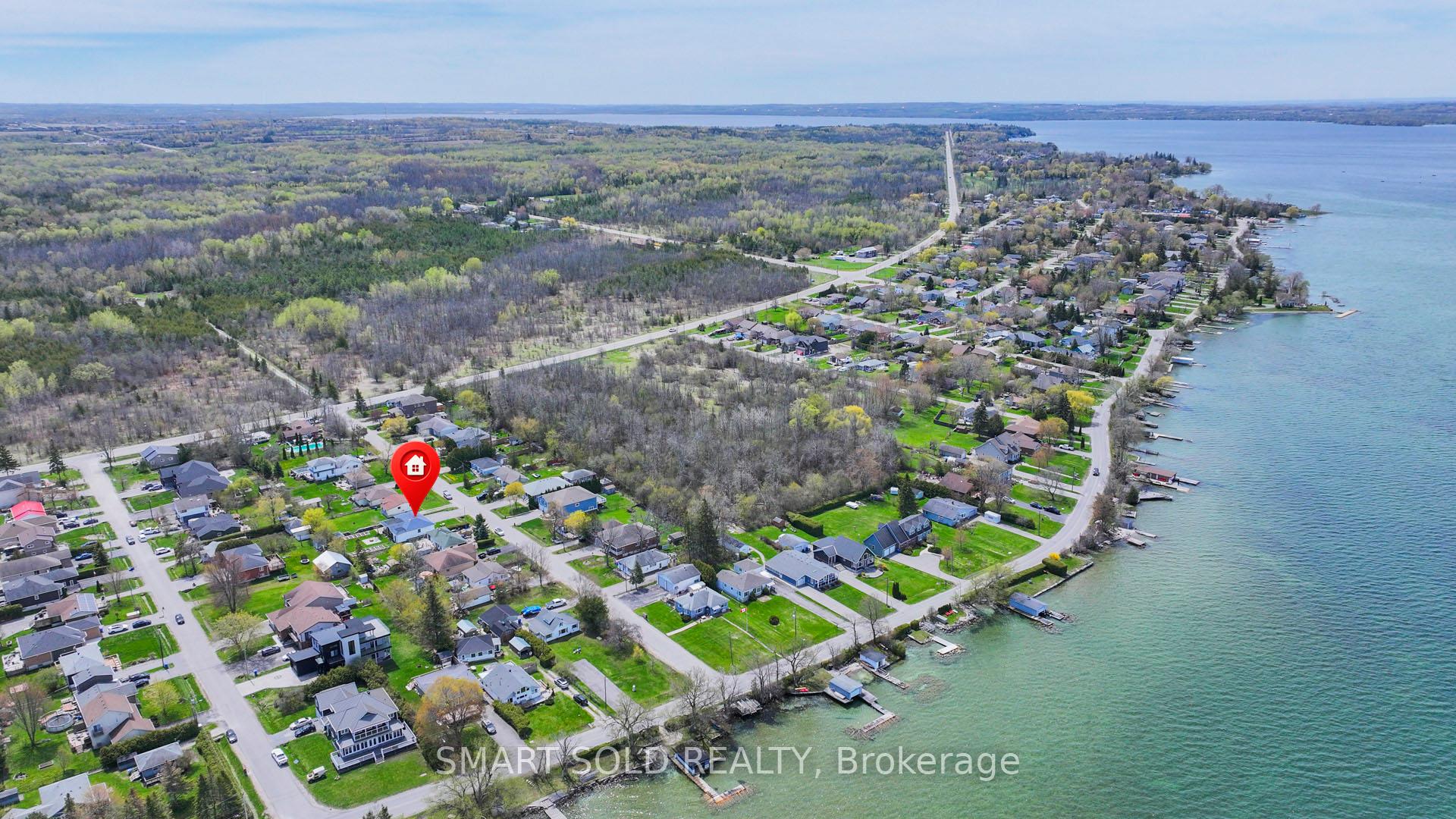 Photo 3 of 831 Norval Road, Georgina, Historic Lakeshore Communities — HOMEH