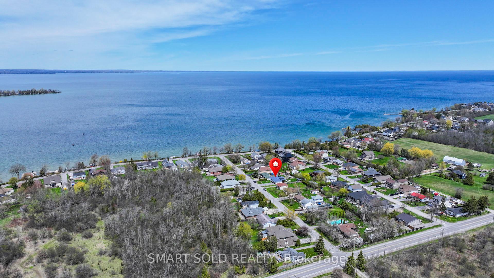 Photo 4 of 831 Norval Road, Georgina, Historic Lakeshore Communities — HOMEH
