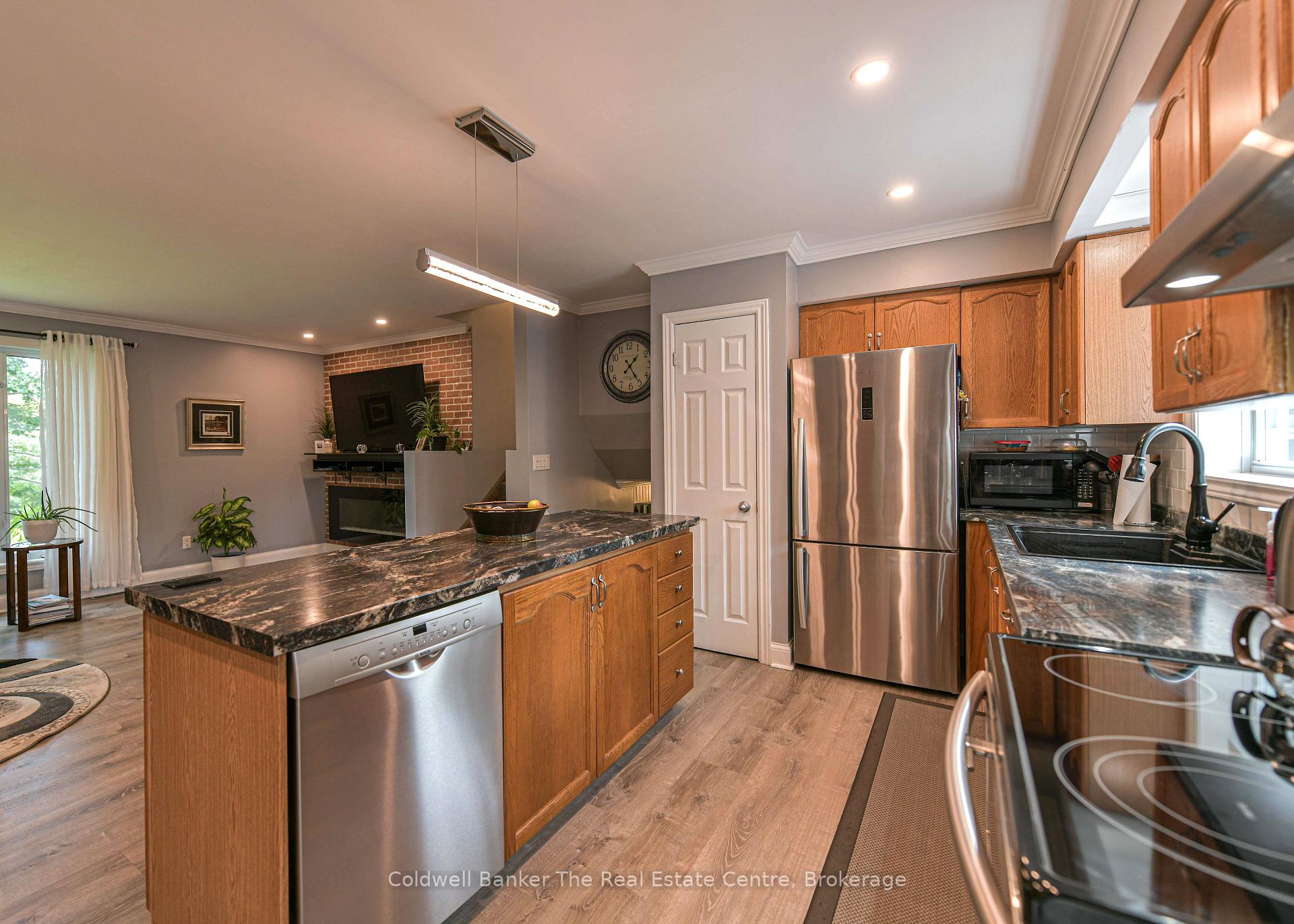 Photo 10 of 250 Wanda Miller Road, Gravenhurst, Muskoka (S) — HOMEH