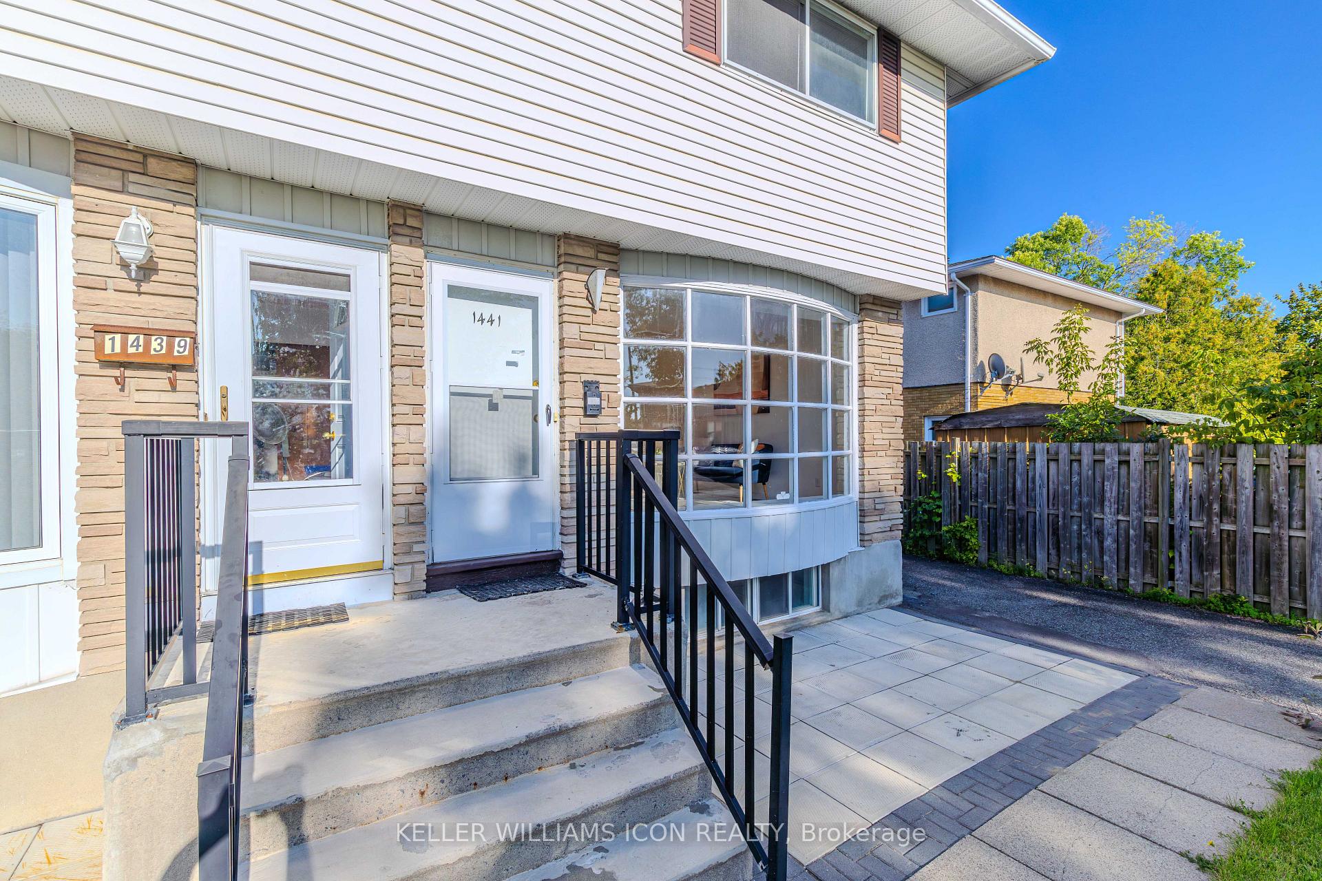 Photo 3 of 1441 Claymor Avenue, Ottawa, Carleton Square — HOMEH