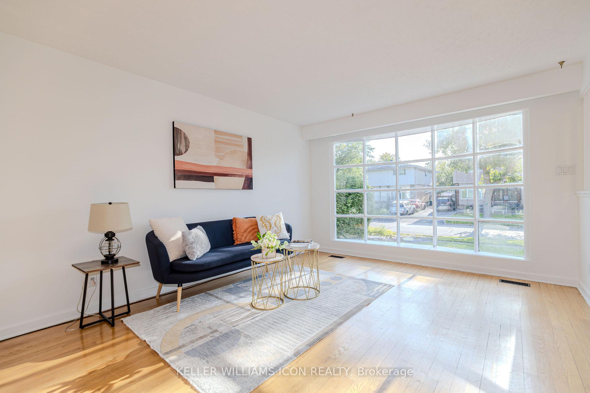 Photo 6 of 1441 Claymor Avenue, Ottawa, Carleton Square — HOMEH