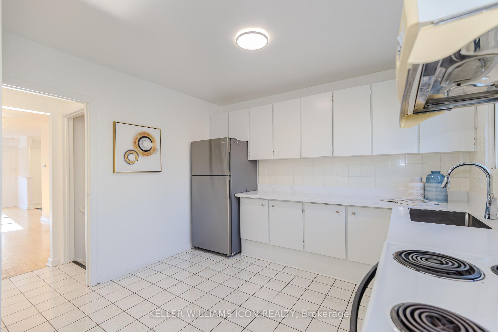 Photo 16 of 1441 Claymor Avenue, Ottawa, Carleton Square — HOMEH