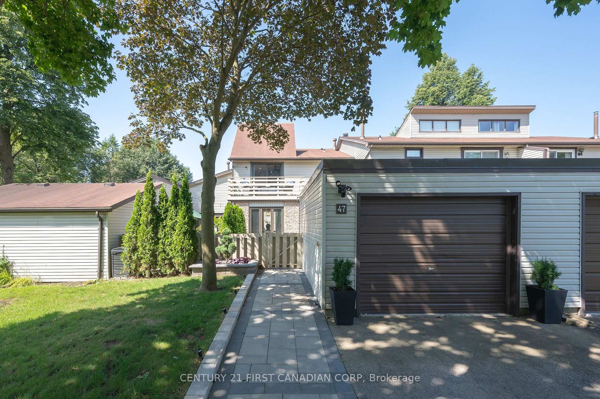 Photo 3 of 47 Brixham Road, London, South M — HOMEH