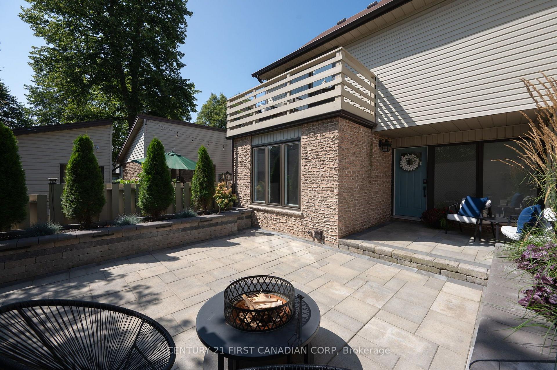 Photo 8 of 47 Brixham Road, London, South M — HOMEH