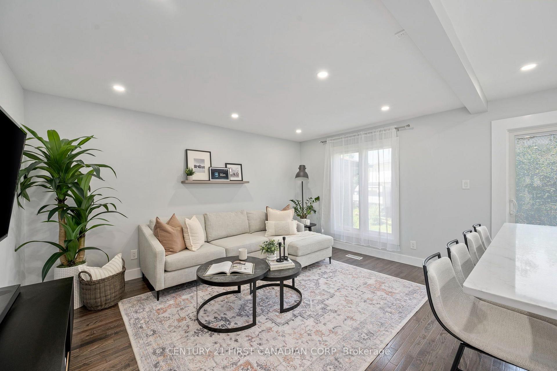 Photo 13 of 47 Brixham Road, London, South M — HOMEH