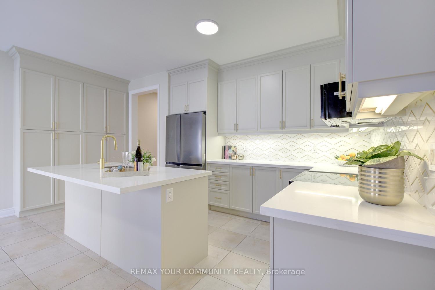 Photo 29 of 85 Coral Acres Drive, Vaughan, Patterson — HOMEH