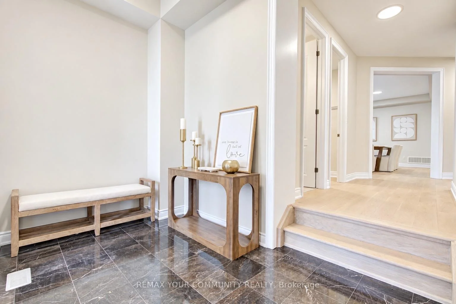 Photo 8 of 85 Coral Acres Drive, Vaughan, Patterson — HOMEH