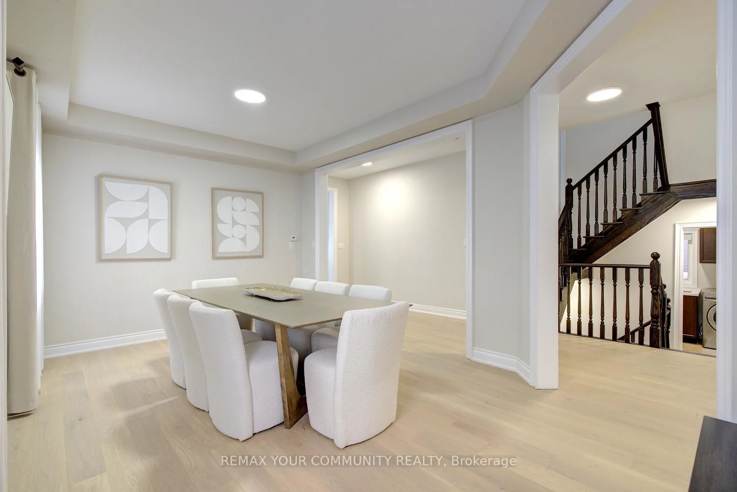 Photo 12 of 85 Coral Acres Drive, Vaughan, Patterson — HOMEH