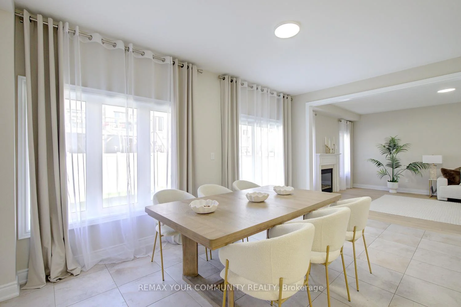 Photo 40 of 85 Coral Acres Drive, Vaughan, Patterson — HOMEH