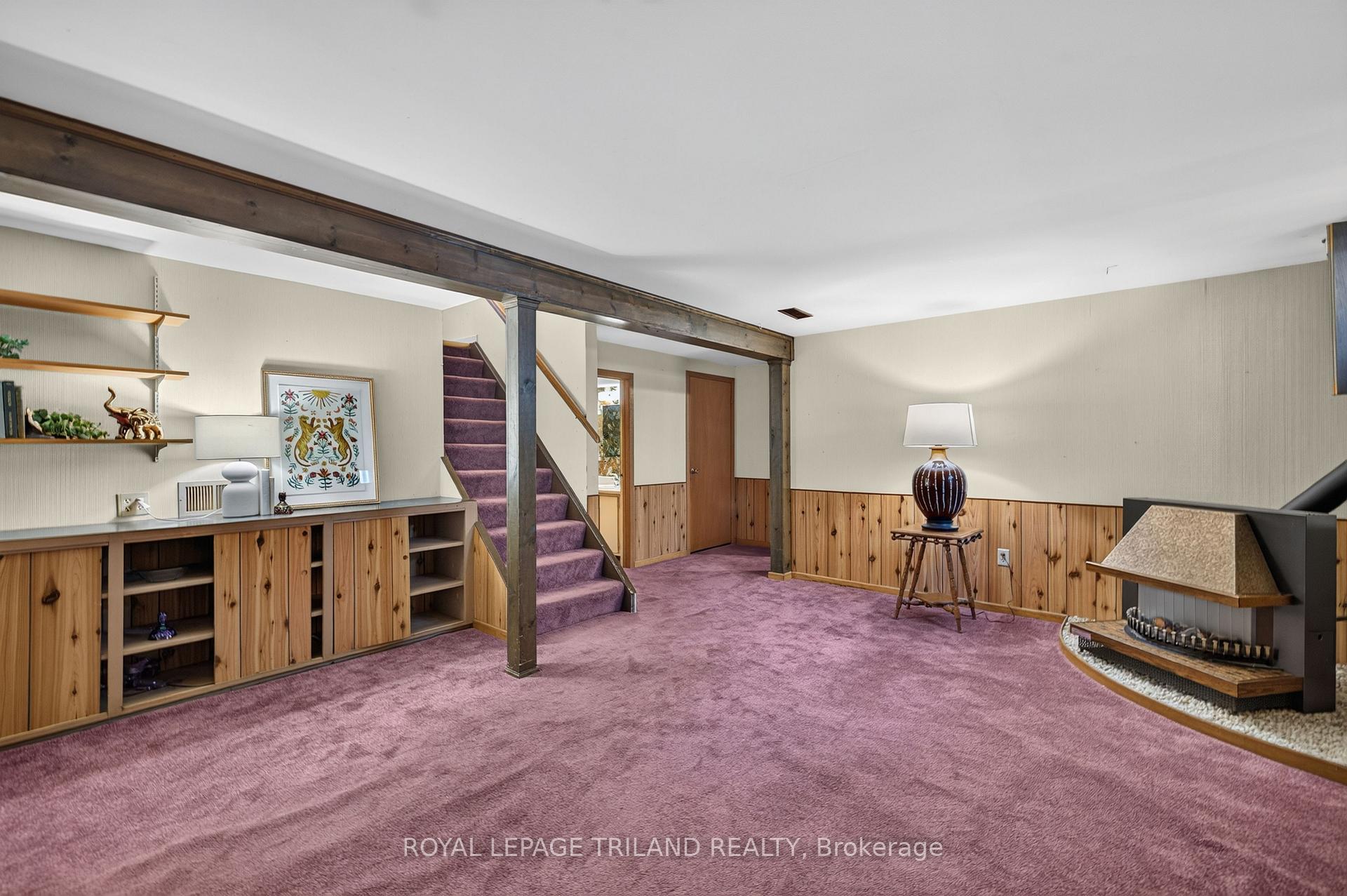 Photo 23 of 15 Carmen Crescent, London, North H — HOMEH