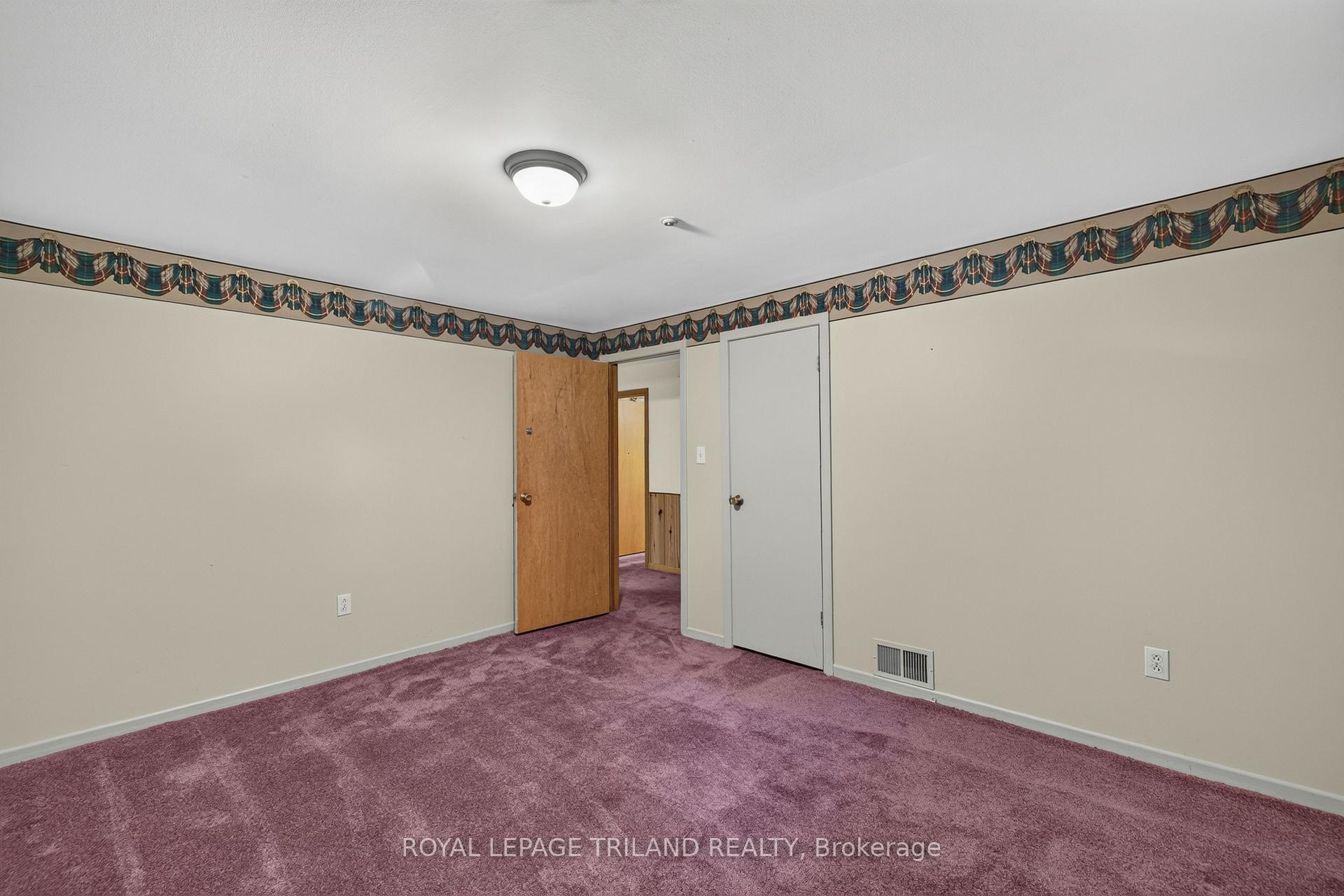 Photo 31 of 15 Carmen Crescent, London, North H — HOMEH