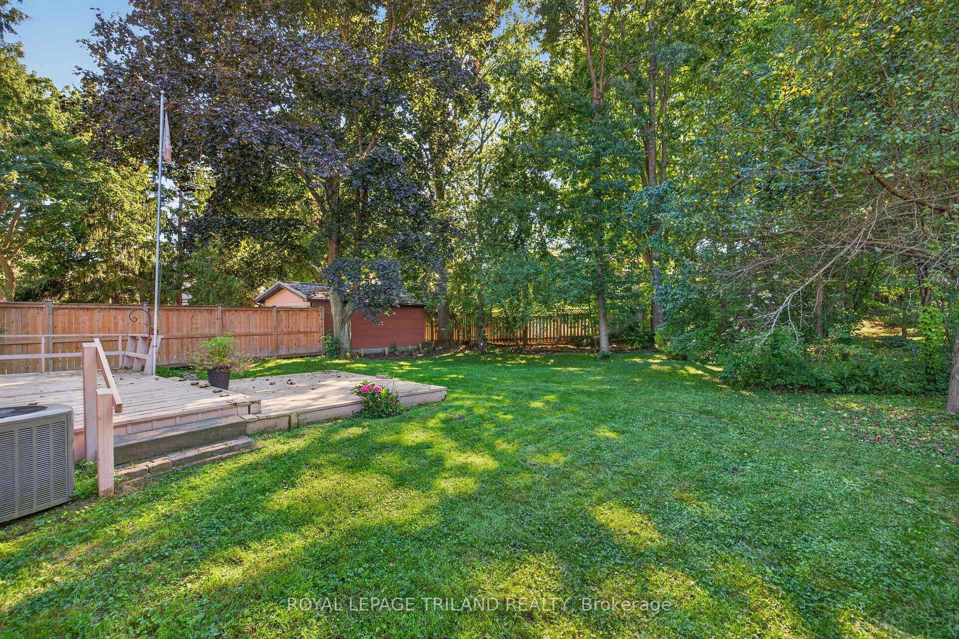 Photo 36 of 15 Carmen Crescent, London, North H — HOMEH