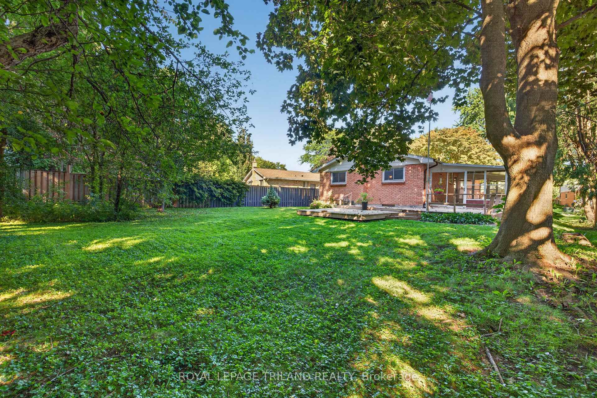 Photo 37 of 15 Carmen Crescent, London, North H — HOMEH