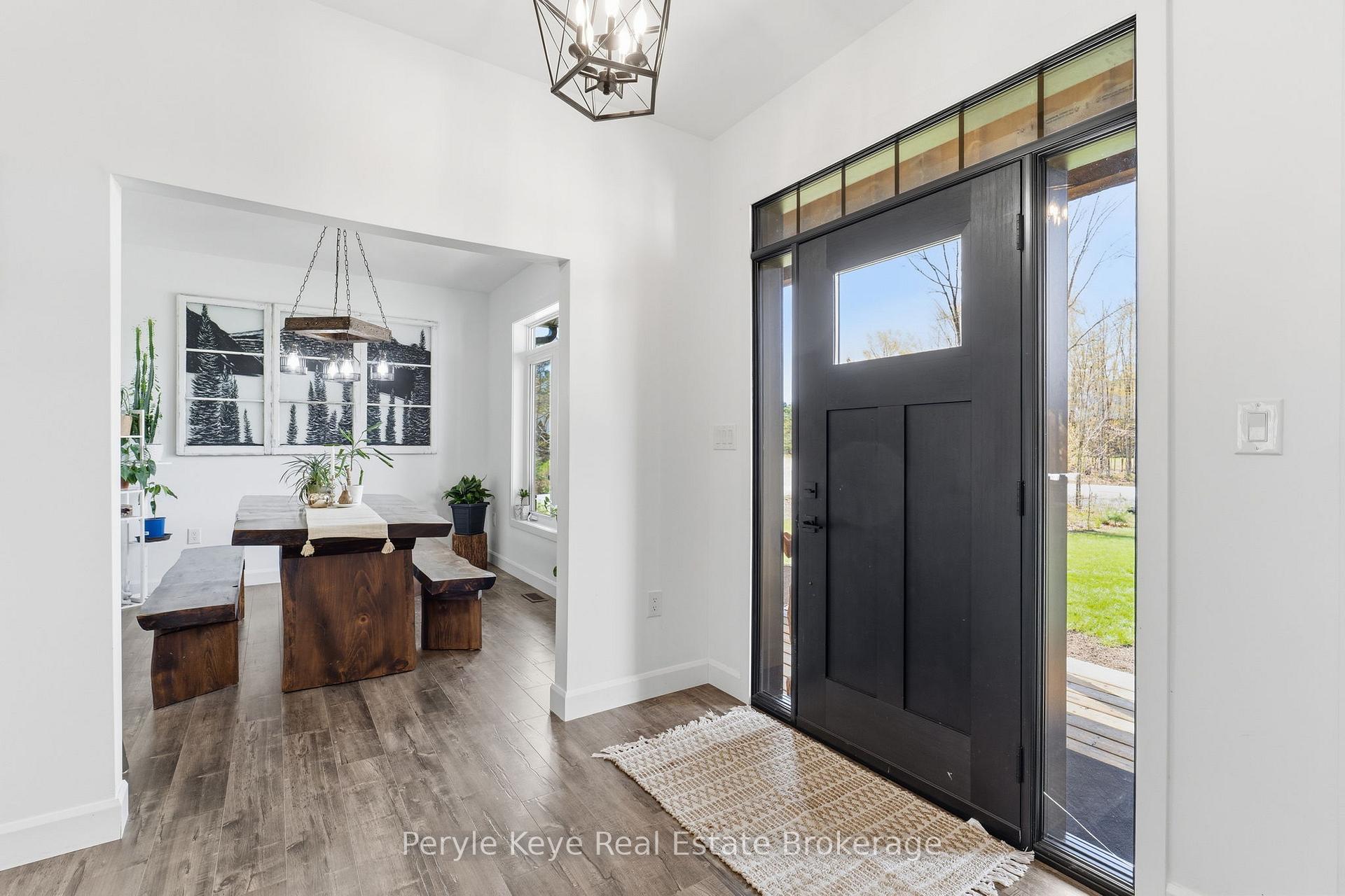 Photo 9 of 1056 Xavier Street, Gravenhurst, Morrison — HOMEH