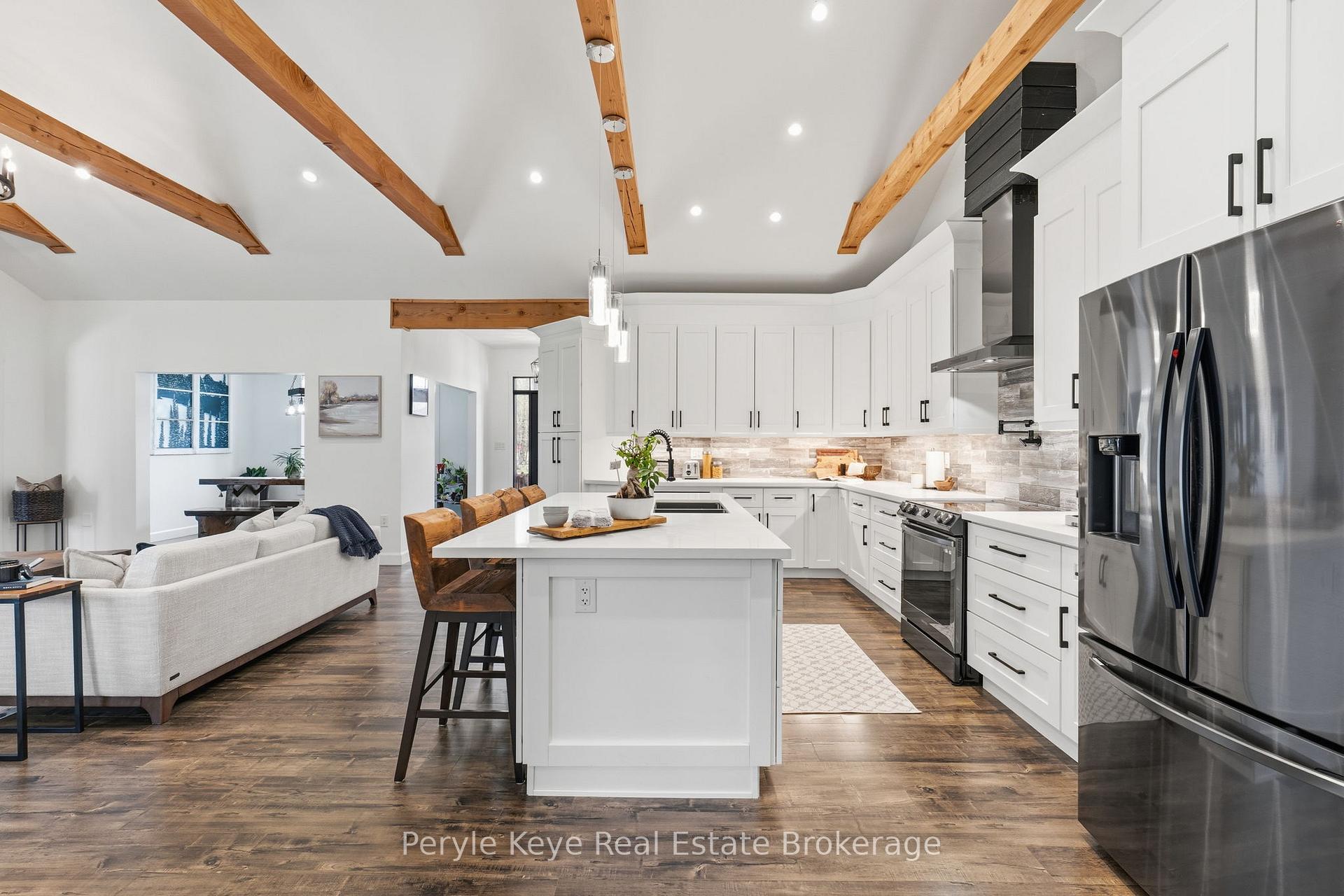 Photo 18 of 1056 Xavier Street, Gravenhurst, Morrison — HOMEH