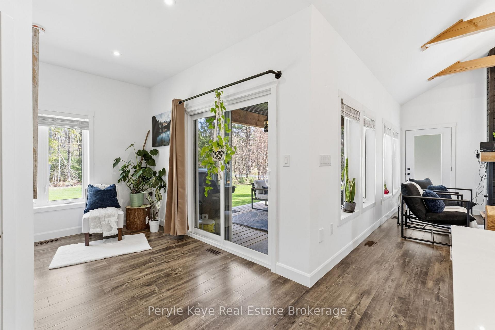 Photo 19 of 1056 Xavier Street, Gravenhurst, Morrison — HOMEH