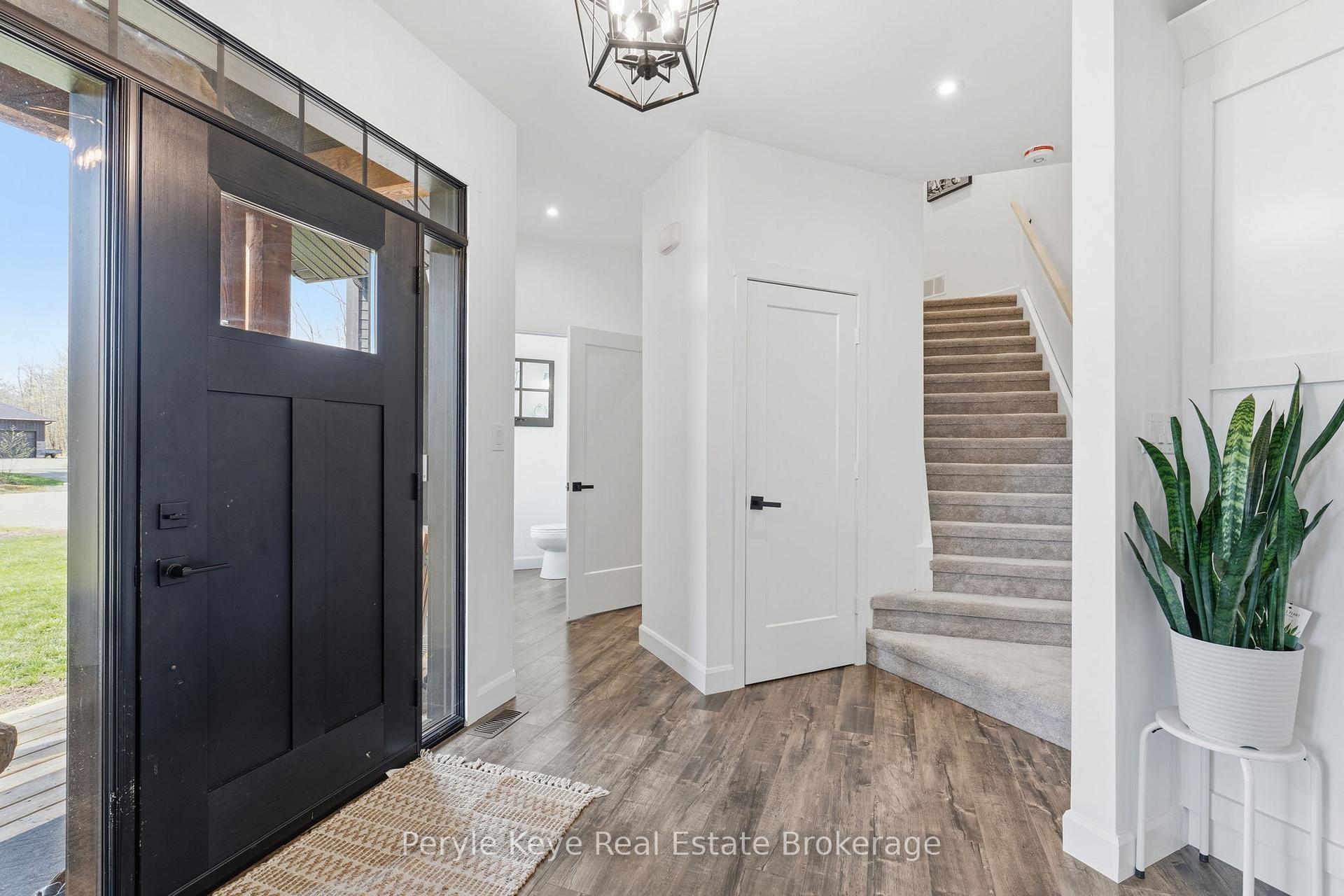 Photo 31 of 1056 Xavier Street, Gravenhurst, Morrison — HOMEH