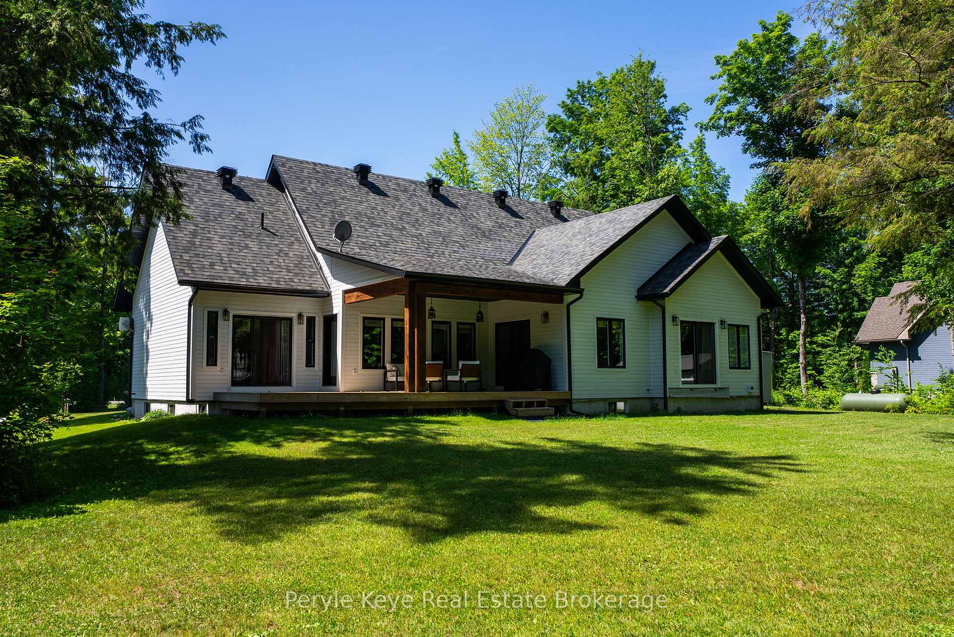 Photo 39 of 1056 Xavier Street, Gravenhurst, Morrison — HOMEH