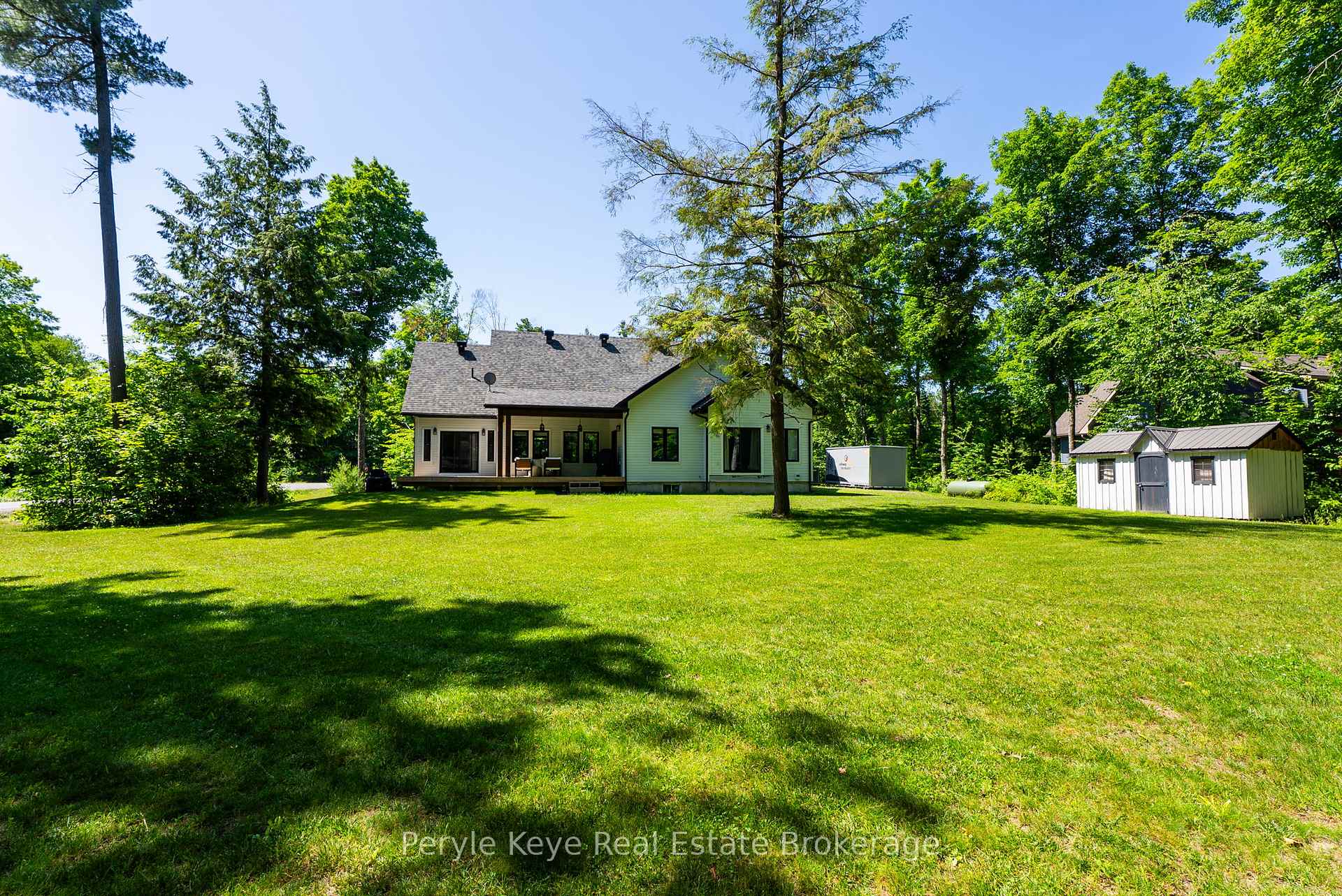 Photo 40 of 1056 Xavier Street, Gravenhurst, Morrison — HOMEH