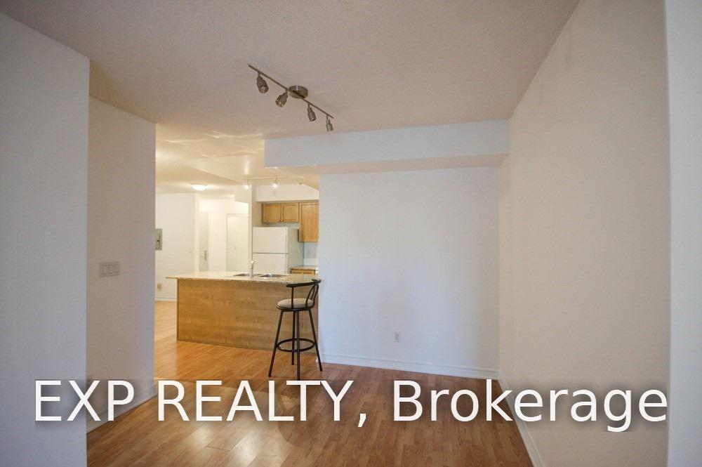 Photo 14 of Unit 809, 761 Bay Street, Toronto, Bay Street Corridor — HOMEH