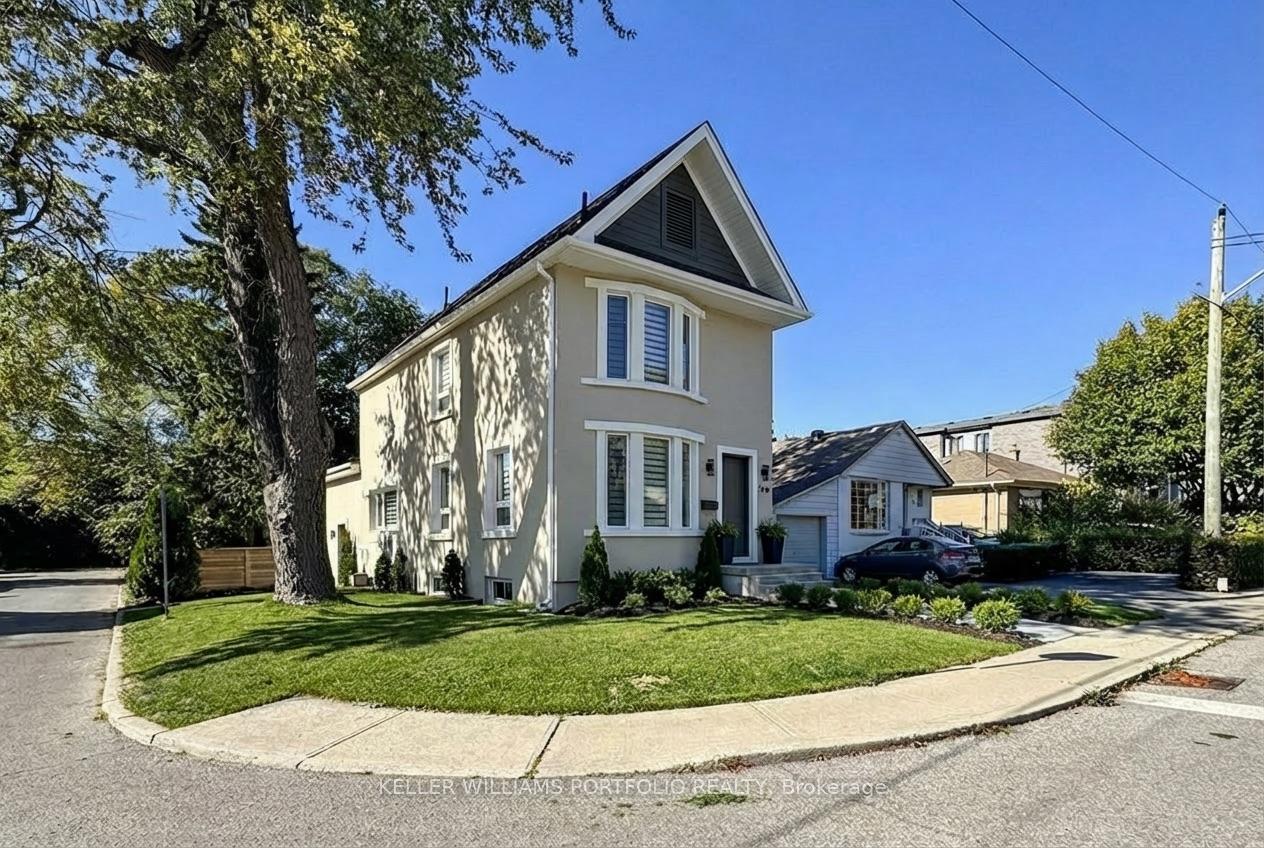 Front of 22 Pitt Avenue