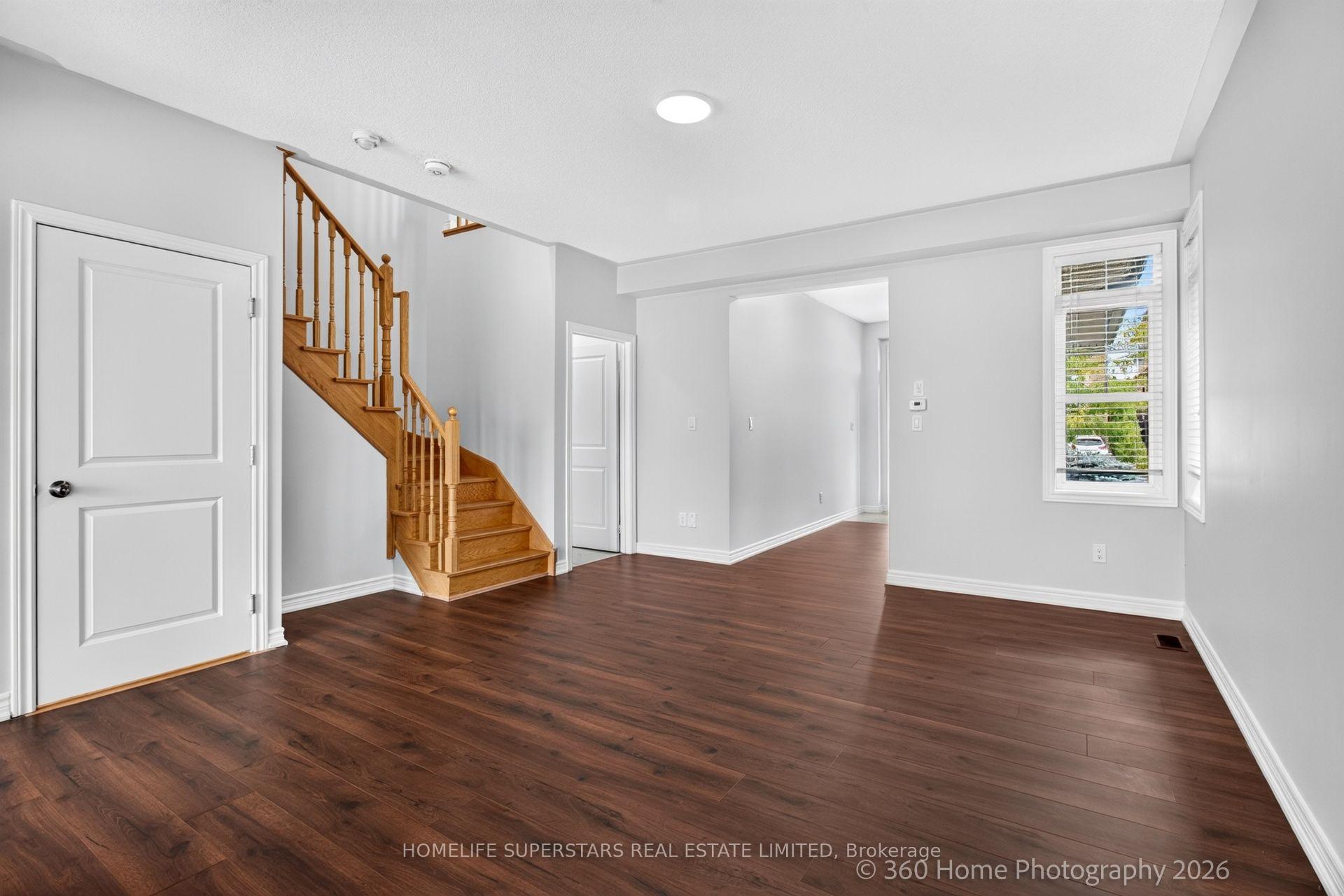 Photo 7 of 84 Bell Avenue, New Tecumseth, Rural New Tecumseth — HOMEH