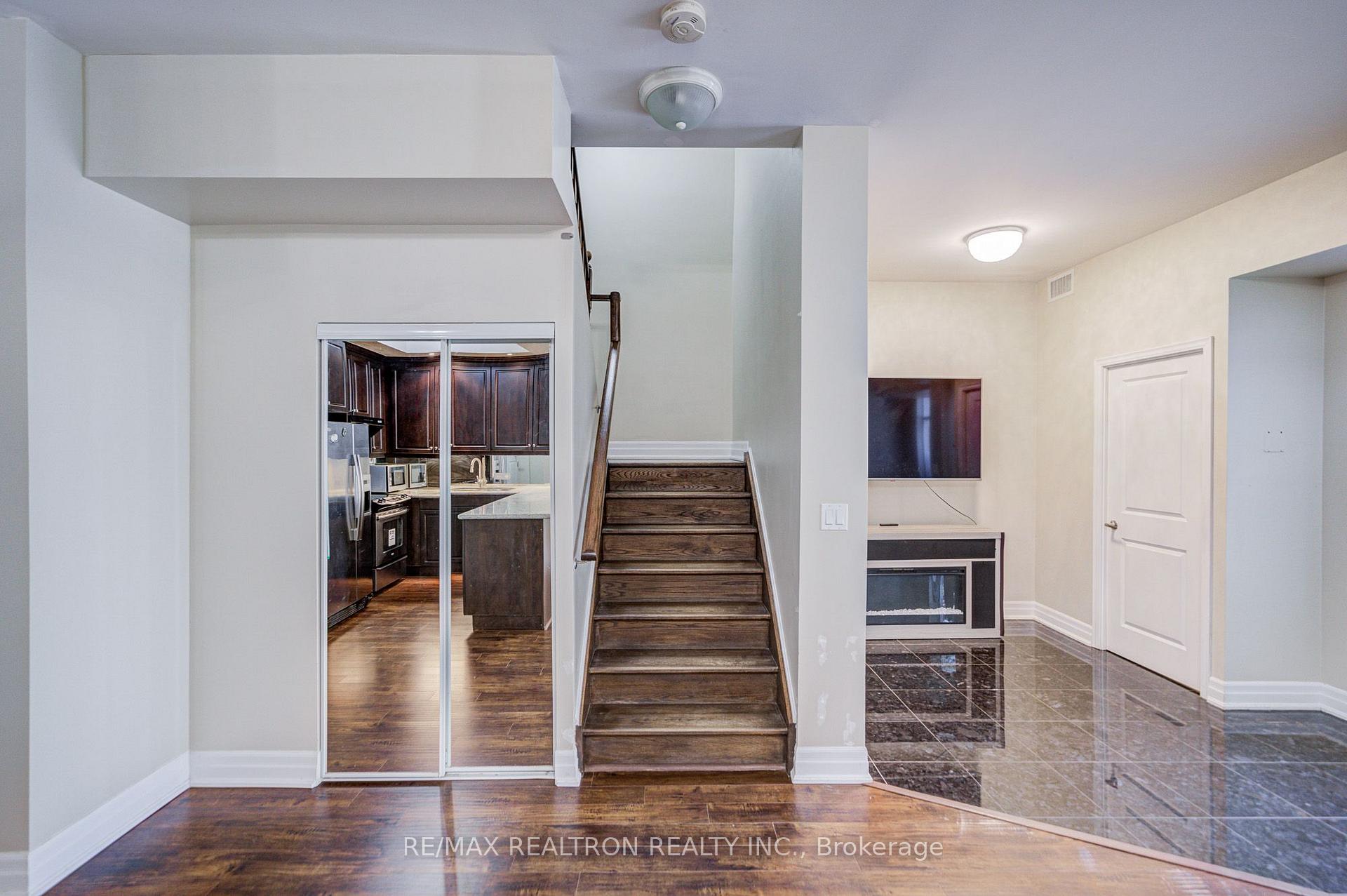 Photo 12 of Unit TH 1, 93 Sloping Sky Mews, Toronto, Niagara — HOMEH