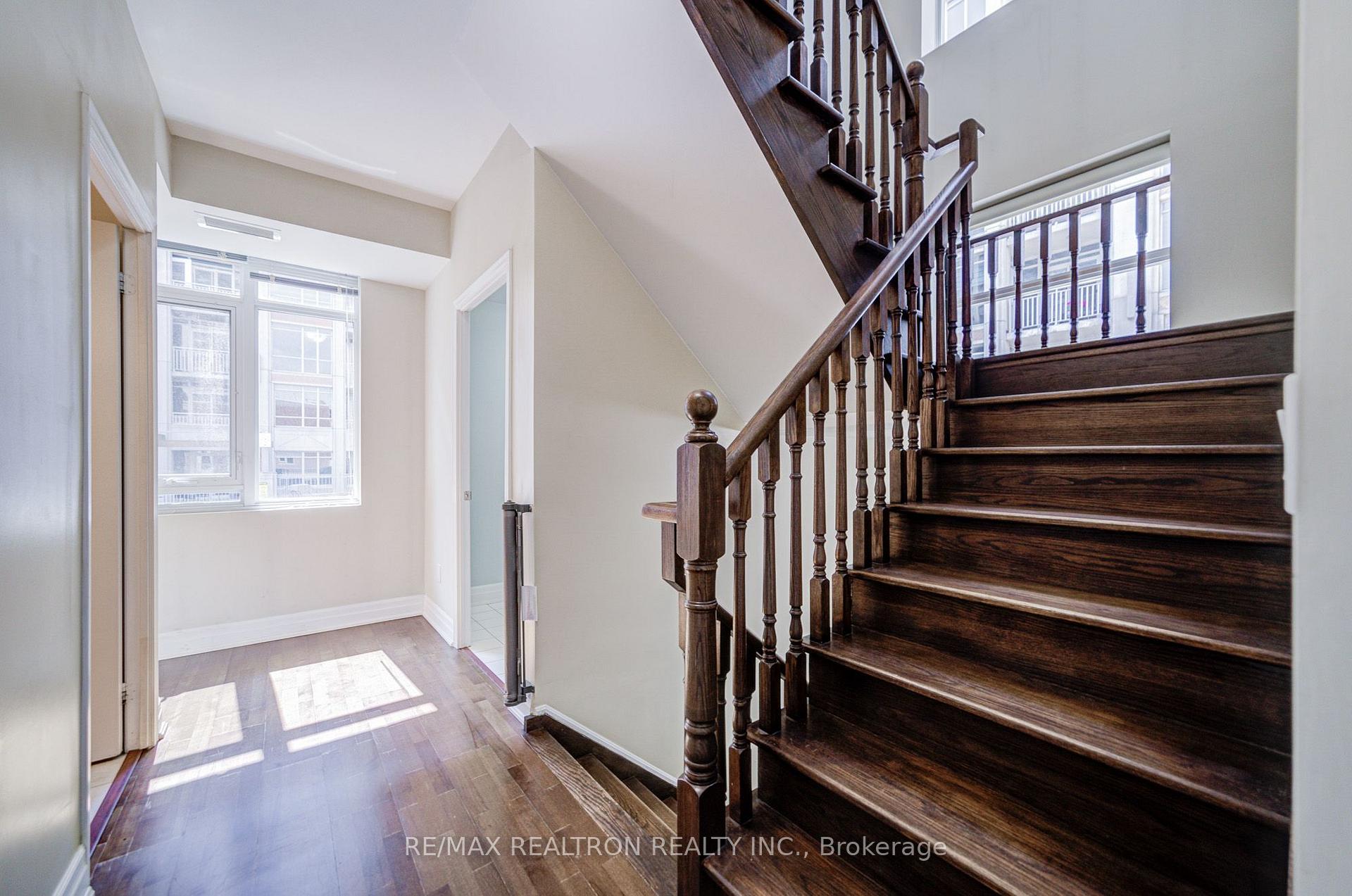 Photo 15 of Unit TH 1, 93 Sloping Sky Mews, Toronto, Niagara — HOMEH