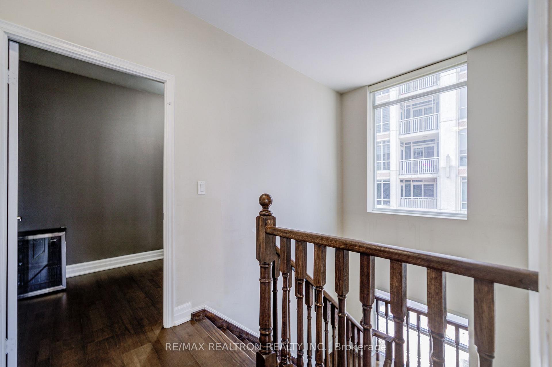 Photo 25 of Unit TH 1, 93 Sloping Sky Mews, Toronto, Niagara — HOMEH