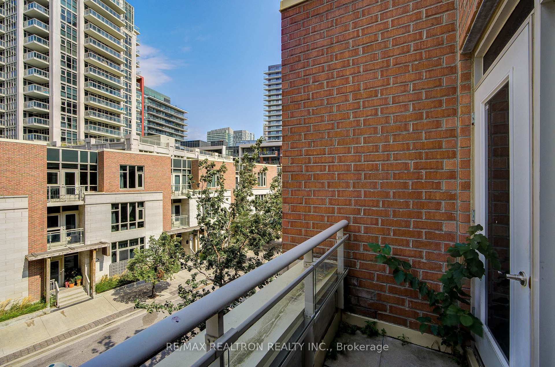 Photo 33 of Unit TH 1, 93 Sloping Sky Mews, Toronto, Niagara — HOMEH