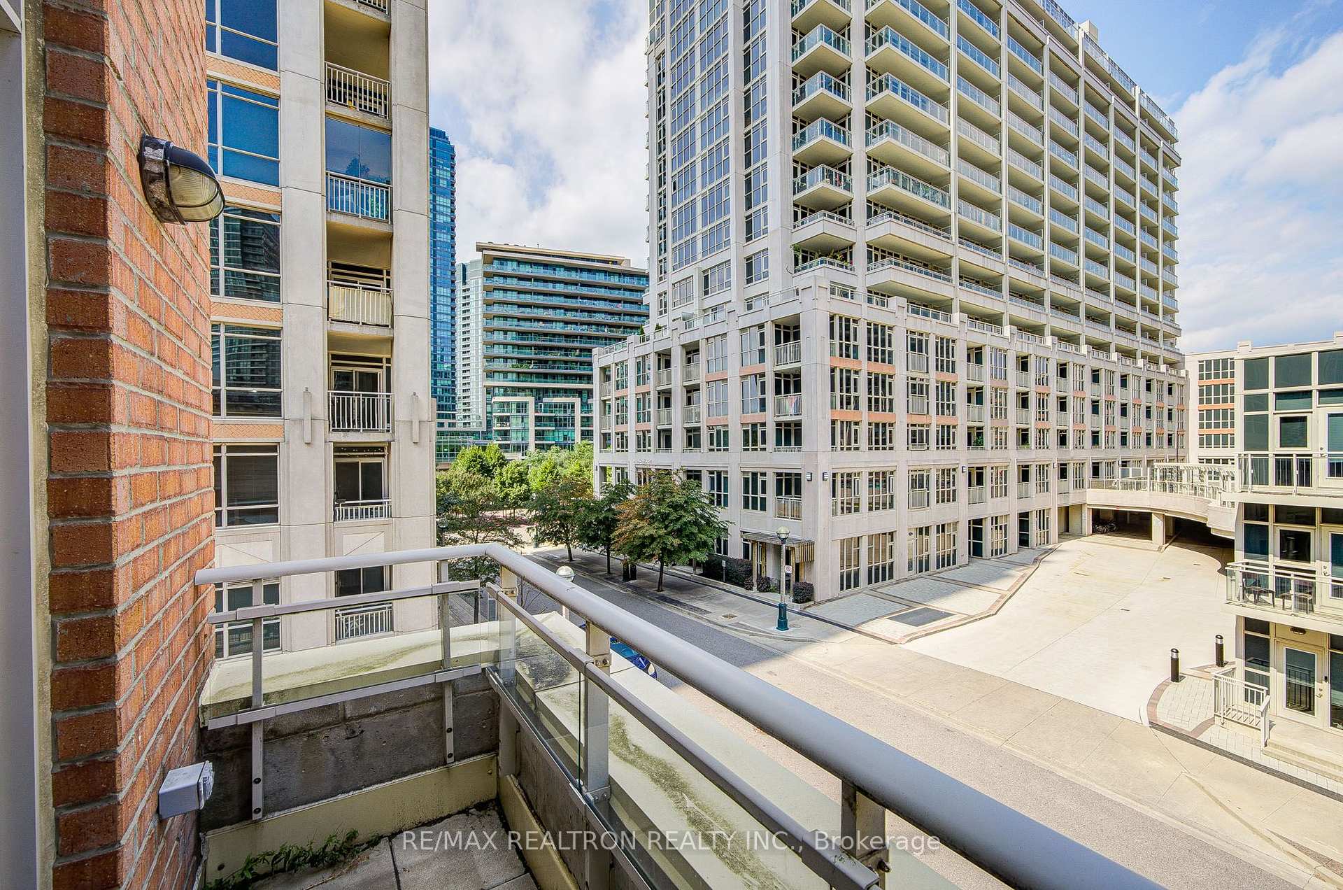 Photo 34 of Unit TH 1, 93 Sloping Sky Mews, Toronto, Niagara — HOMEH