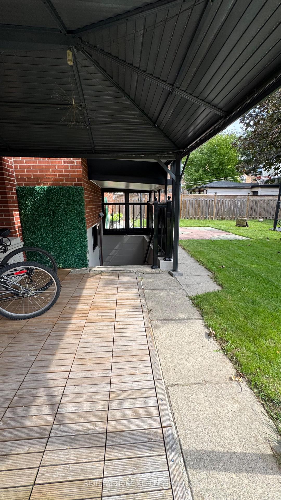 Photo 3 of Unit Lower Level, 31 Whitburn Crescent, North York, Downsview-Roding-CFB — HOMEH