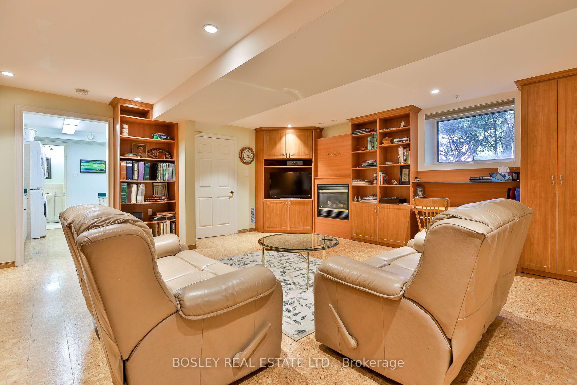Photo 29 of 9 Cameron Crescent, Toronto, Leaside — HOMEH