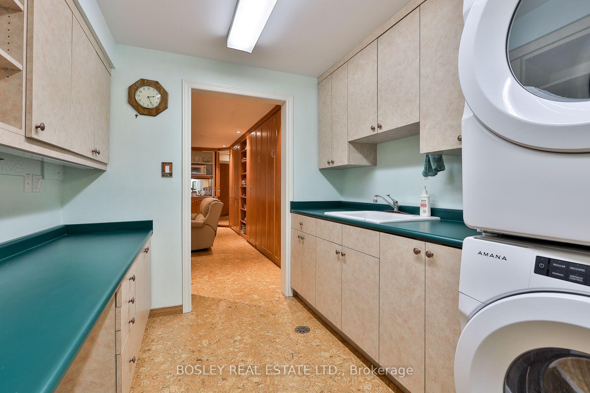 Photo 34 of 9 Cameron Crescent, Toronto, Leaside — HOMEH