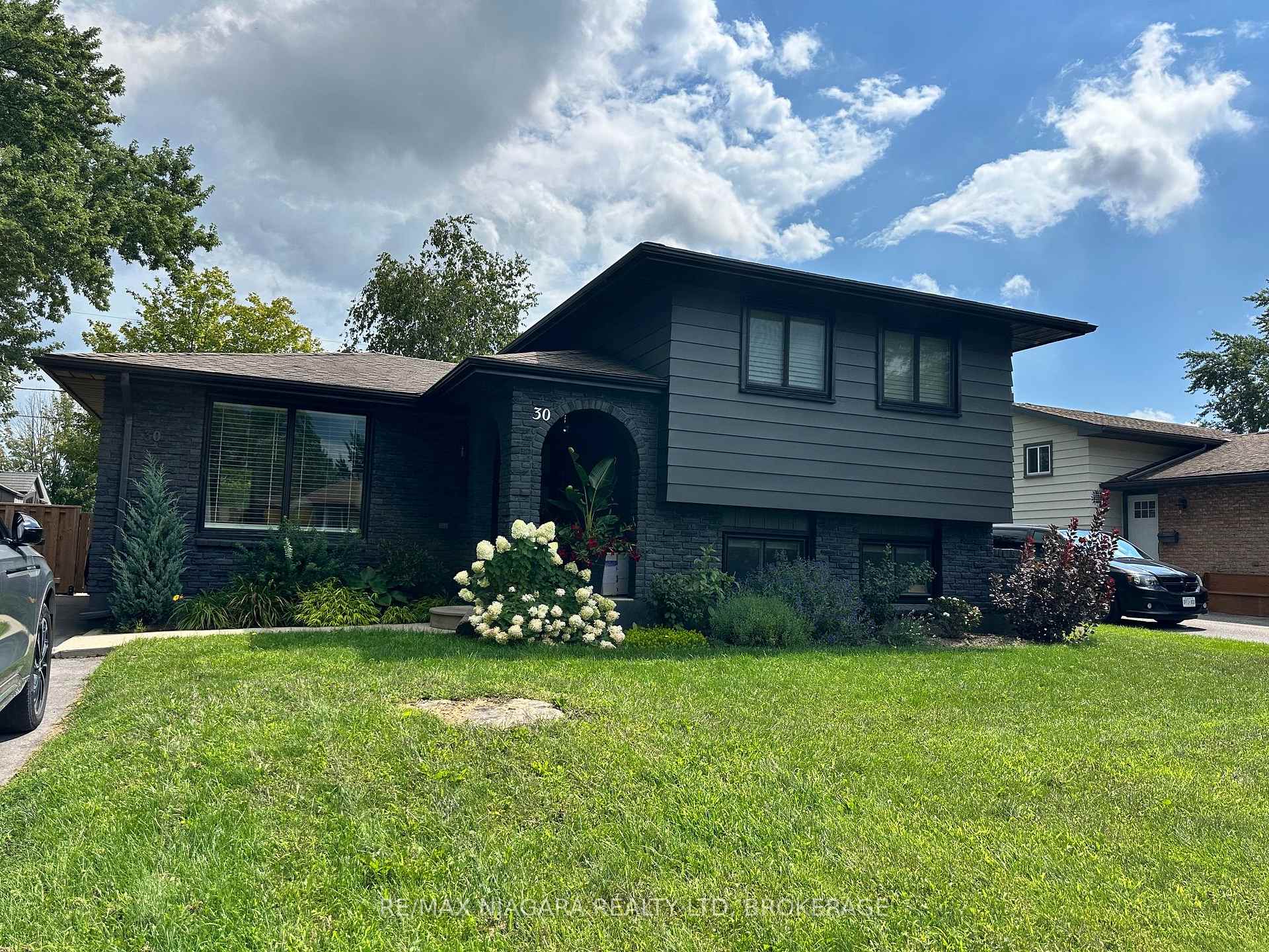 Photo 1 of Unit LOWER, 30 Colonial Street, Welland, N. Welland — HOMEH