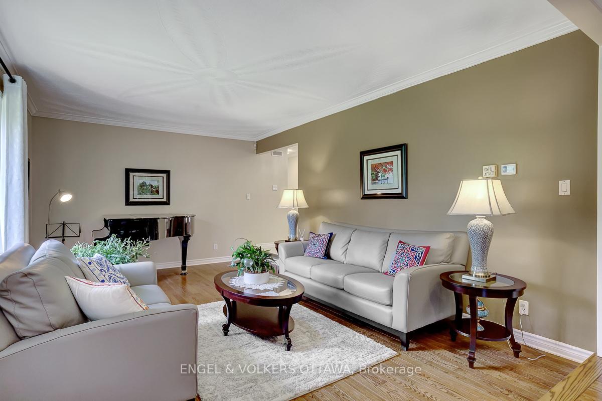 Photo 8 of 132 Grey Stone Drive, Ottawa, Huntley Ward (South West) — HOMEH