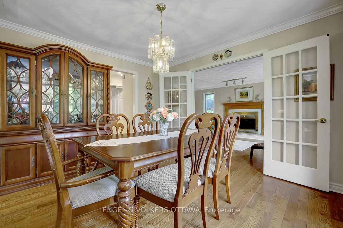 Photo 10 of 132 Grey Stone Drive, Ottawa, Huntley Ward (South West) — HOMEH